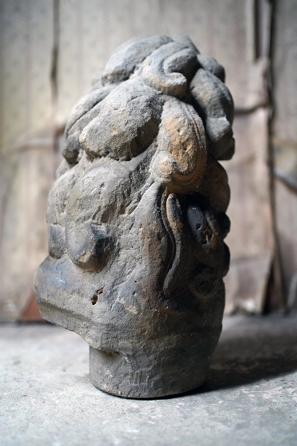 A 17thC Monastic Flemish Limestone Fragmental Head of a Lion c.1600-50