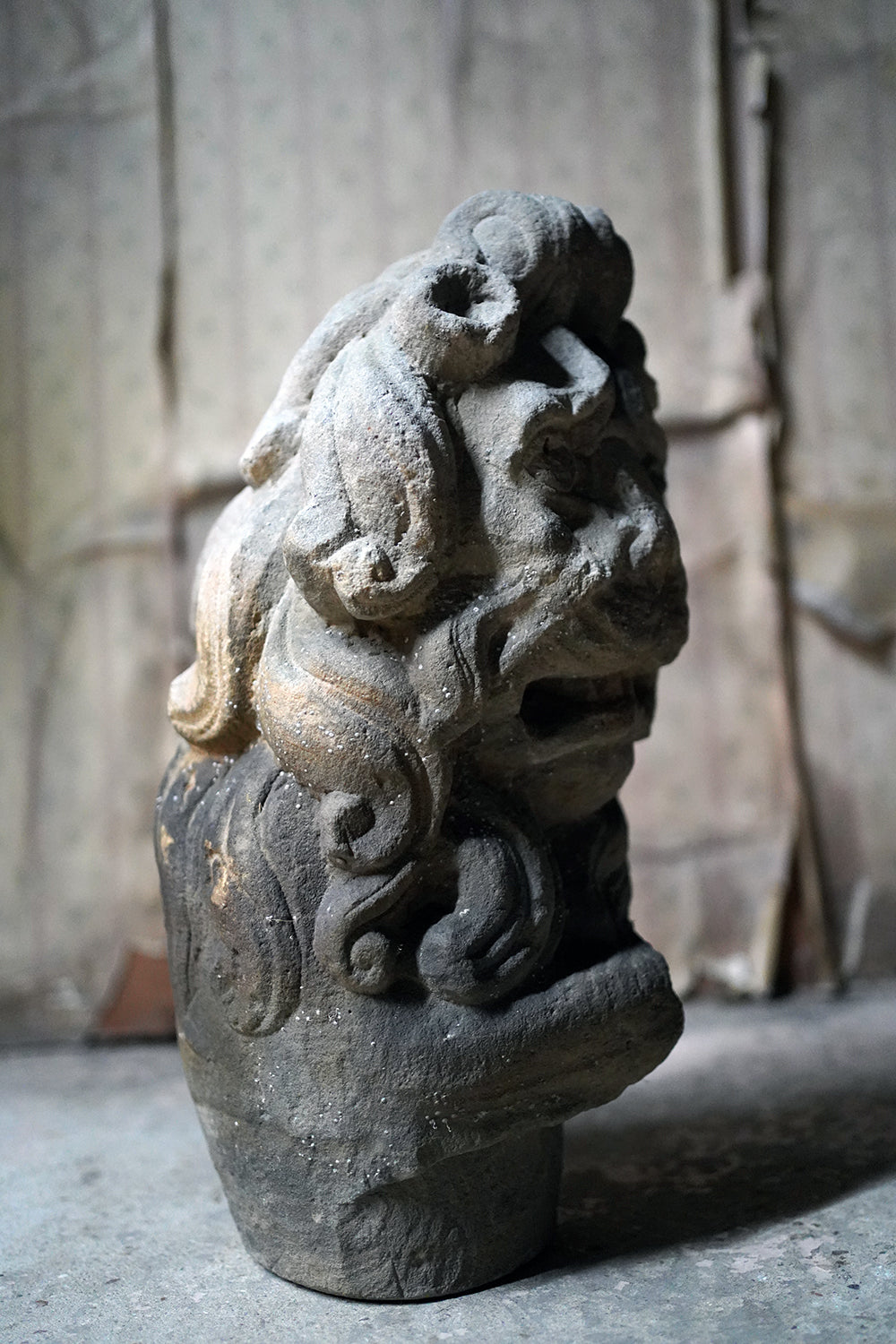A 17thC Monastic Flemish Limestone Fragmental Head of a Lion c.1600-50