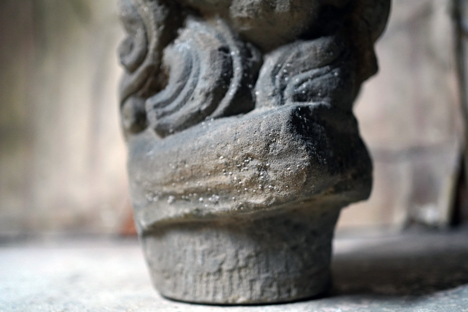 A 17thC Monastic Flemish Limestone Fragmental Head of a Lion c.1600-50