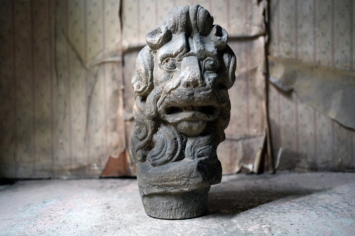 A 17thC Monastic Flemish Limestone Fragmental Head of a Lion c.1600-50