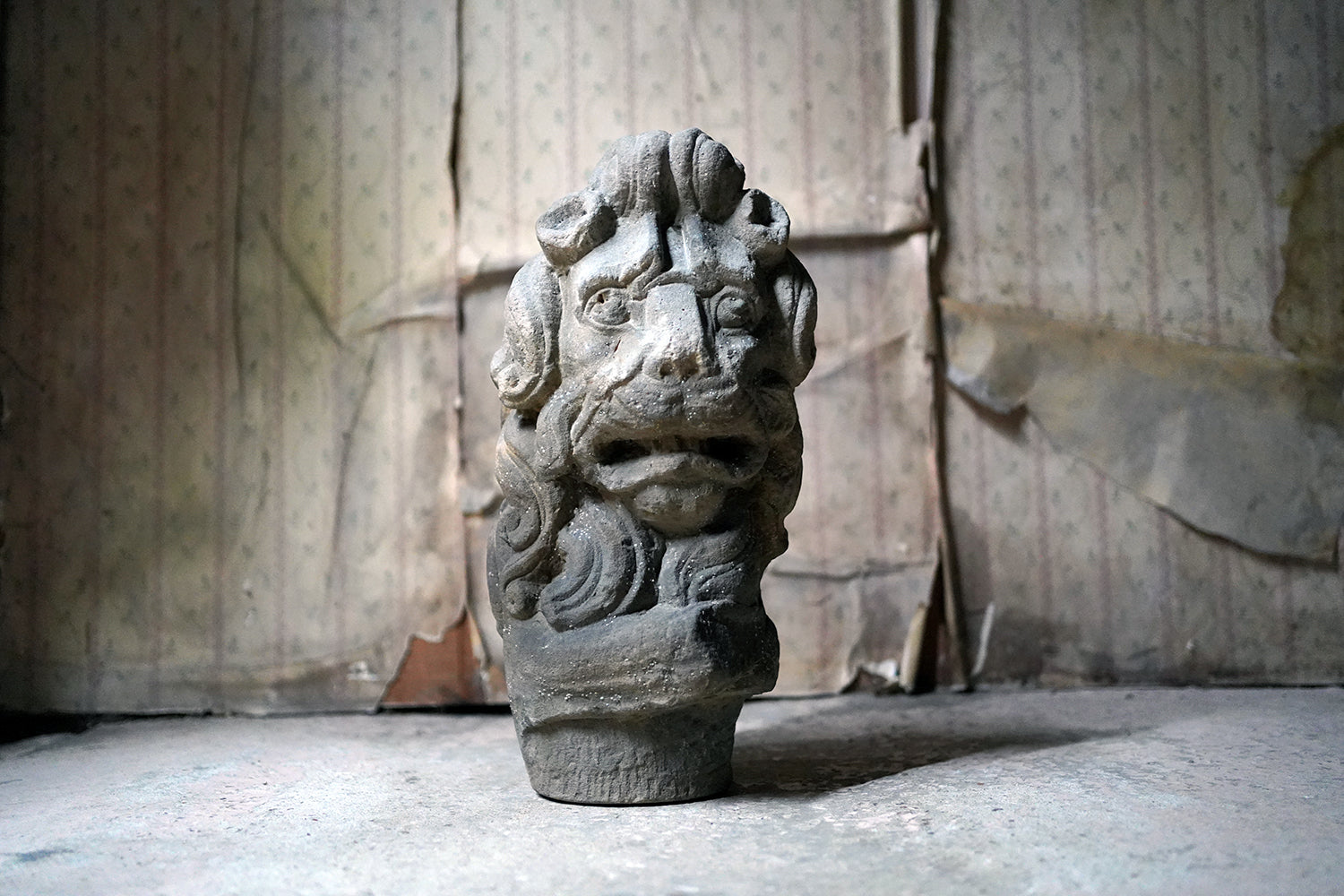 A 17thC Monastic Flemish Limestone Fragmental Head of a Lion c.1600-50