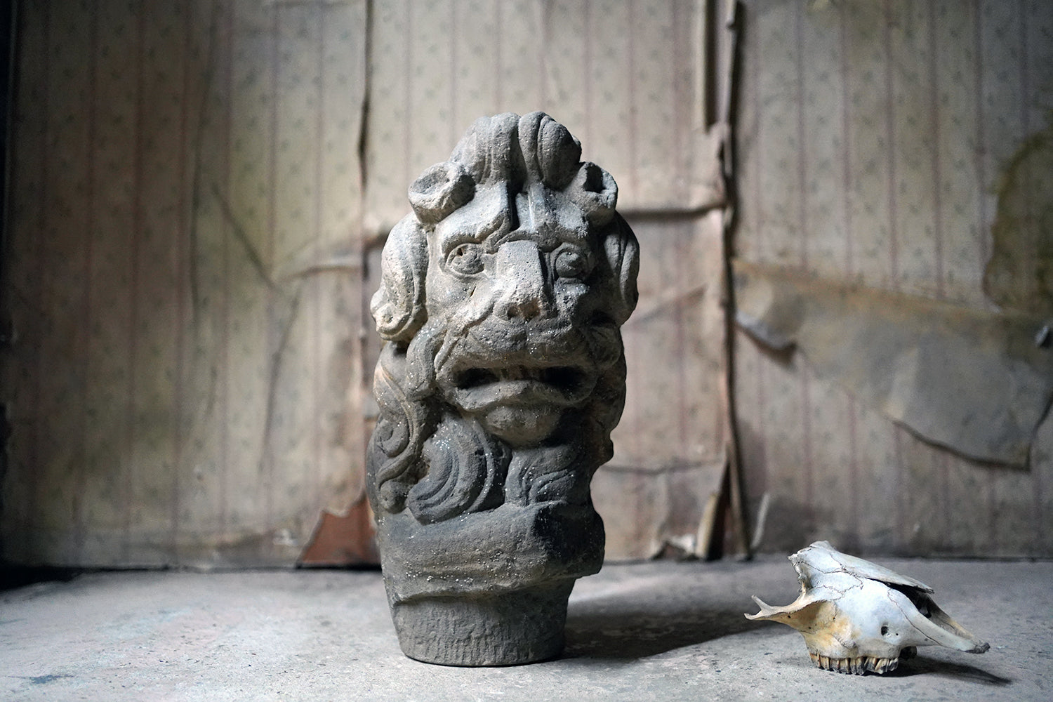 A 17thC Monastic Flemish Limestone Fragmental Head of a Lion c.1600-50