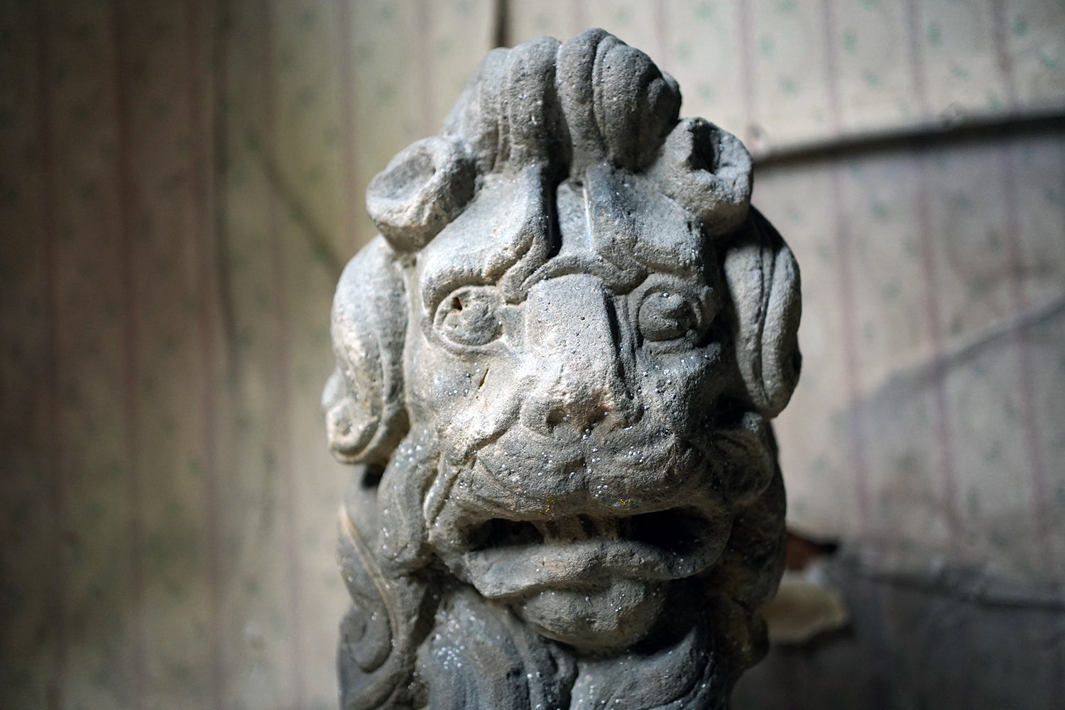 A 17thC Monastic Flemish Limestone Fragmental Head of a Lion c.1600-50