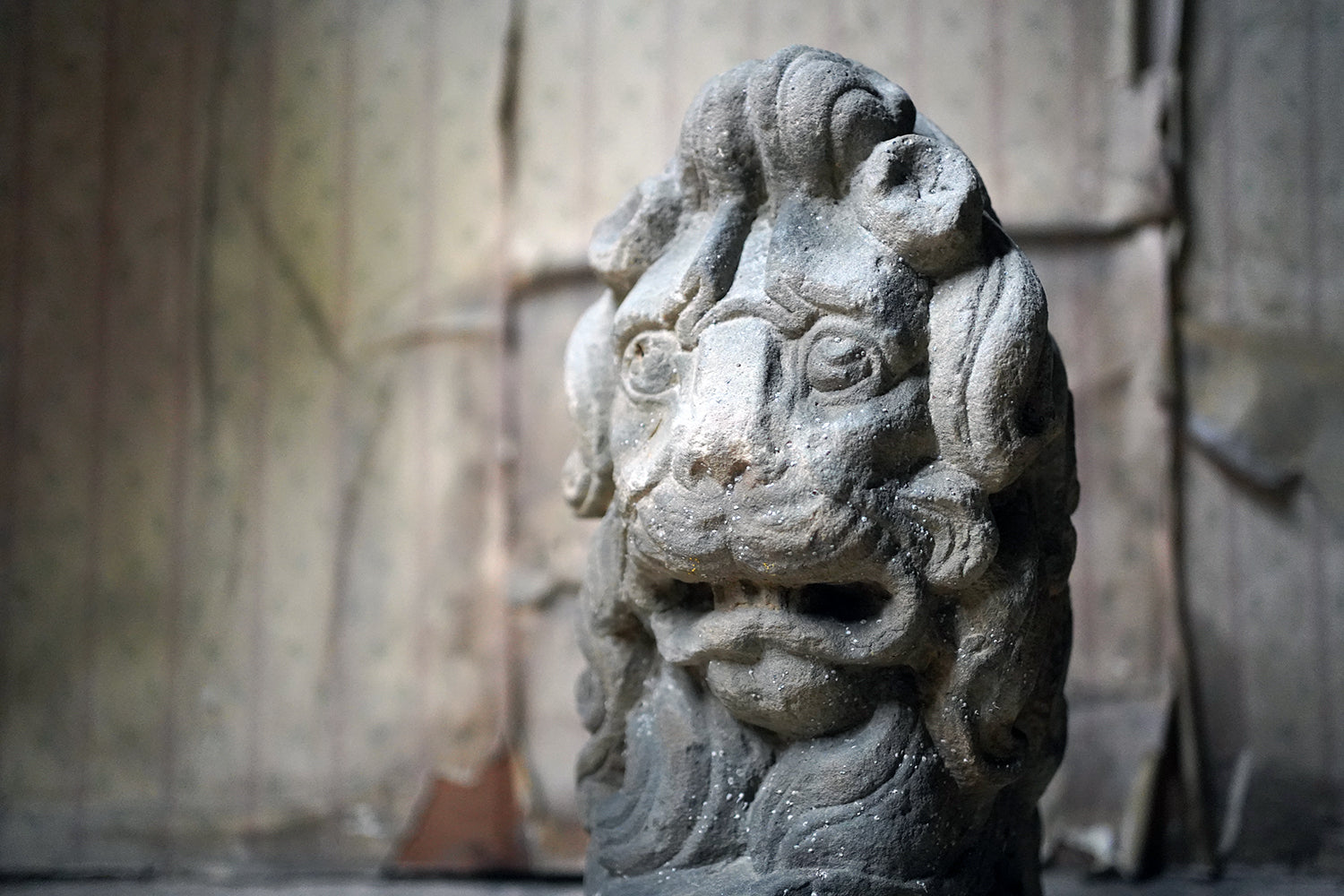 A 17thC Monastic Flemish Limestone Fragmental Head of a Lion c.1600-50