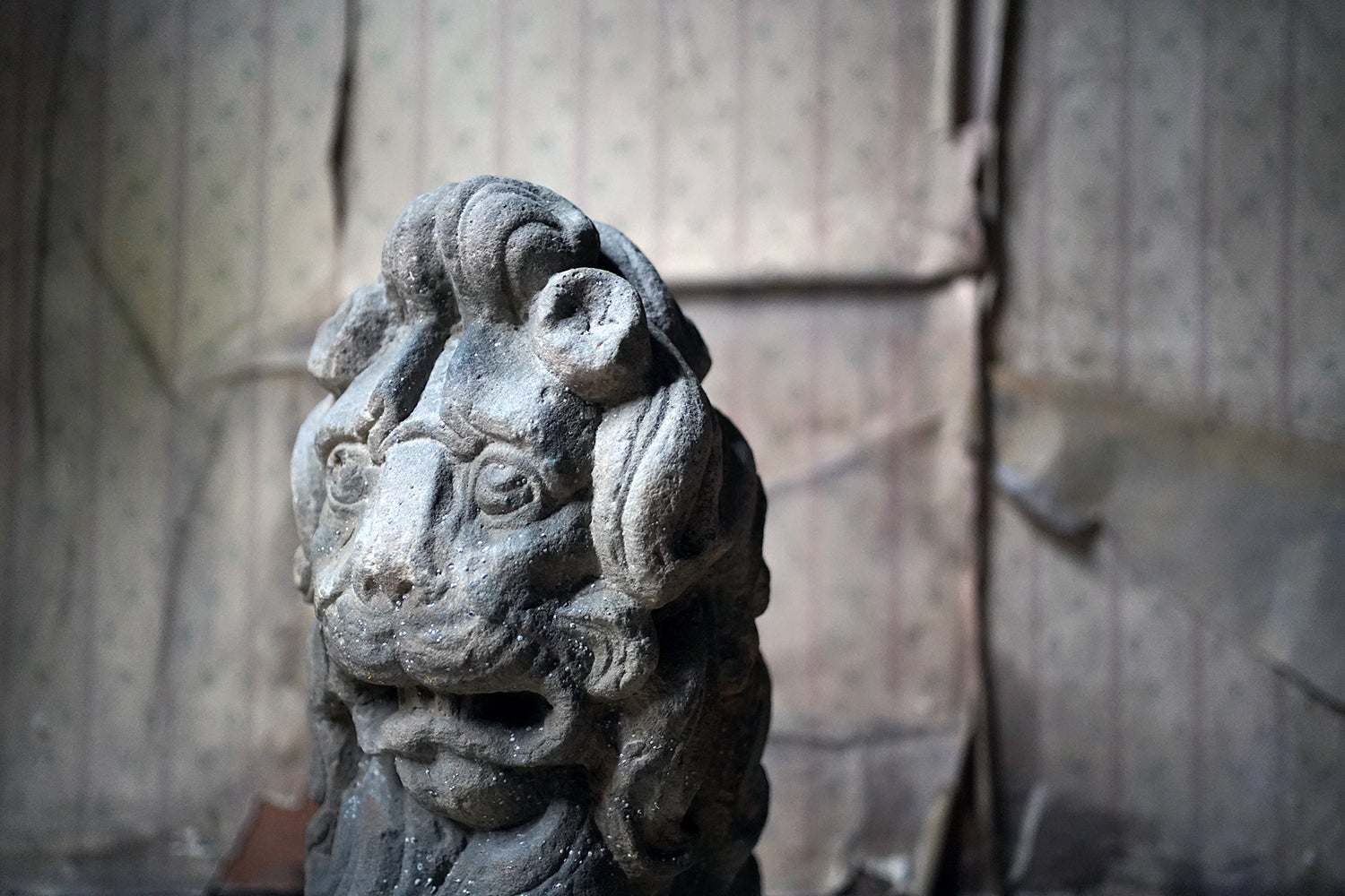 A 17thC Monastic Flemish Limestone Fragmental Head of a Lion c.1600-50