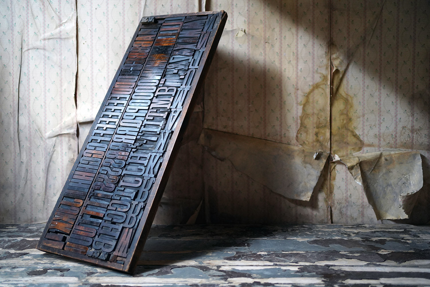 A 19thC Alphabet Tray of Wooden Letterpress Printing Blocks c.1895