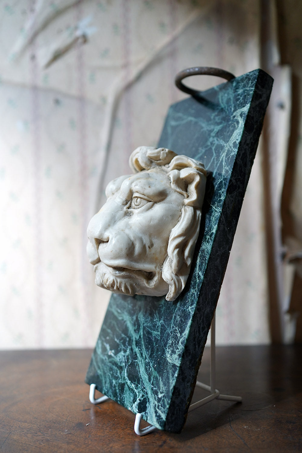 A 20thC Alabaster and Serpentine Marble Lion's Mask Wall Plaque