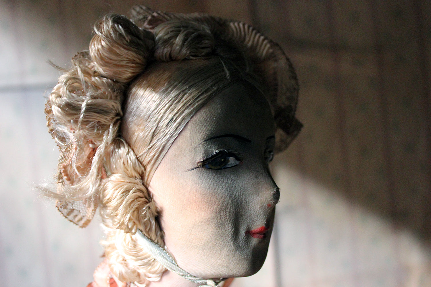 A Beautiful & Large Early 20thC French Boudoir Doll c.1920-25