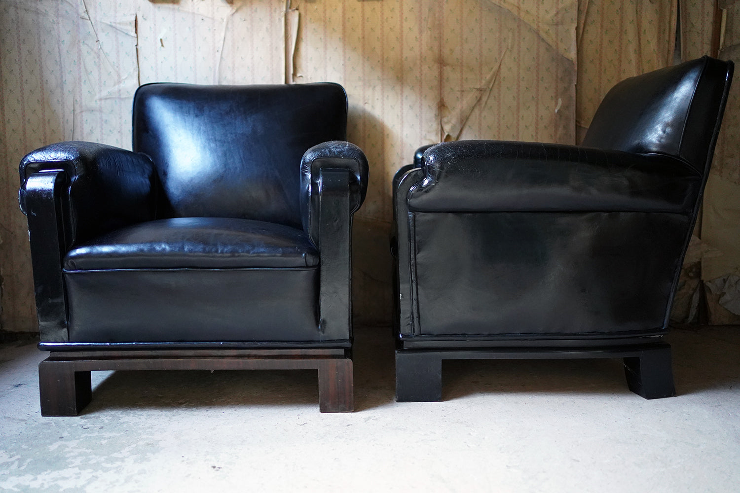 A Good Pair of French Art Deco Period Leather Club Armchairs c.1930
