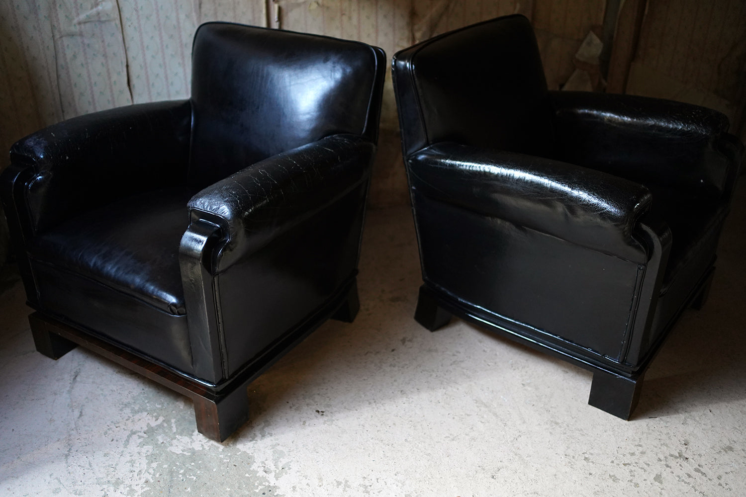 A Good Pair of French Art Deco Period Leather Club Armchairs c.1930