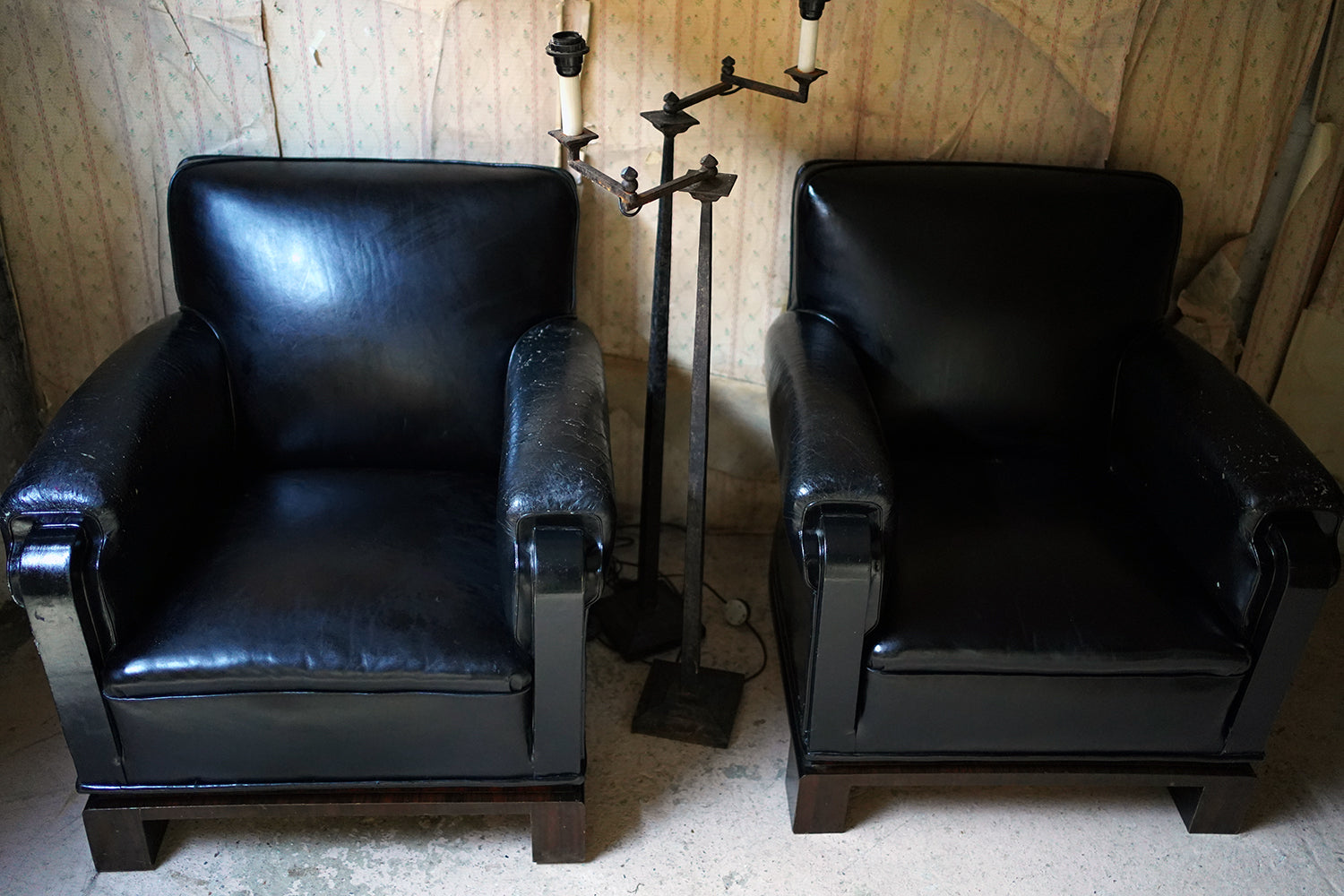 A Good Pair of French Art Deco Period Leather Club Armchairs c.1930