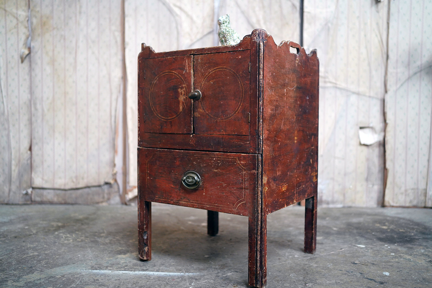 A George III Painted Pine Bedside Commode c.1780