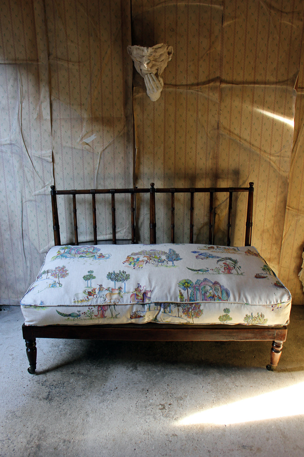 A Good Late Regency Period Faux Bamboo Beech Daybed c.1825-30
