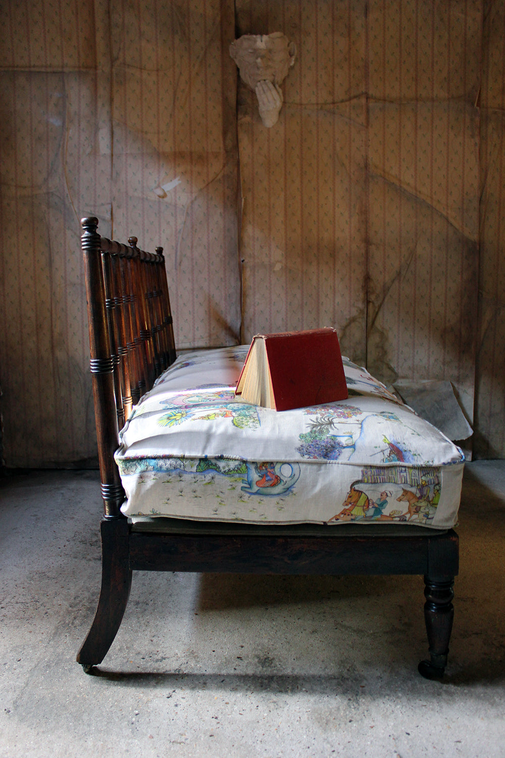 A Good Late Regency Period Faux Bamboo Beech Daybed c.1825-30