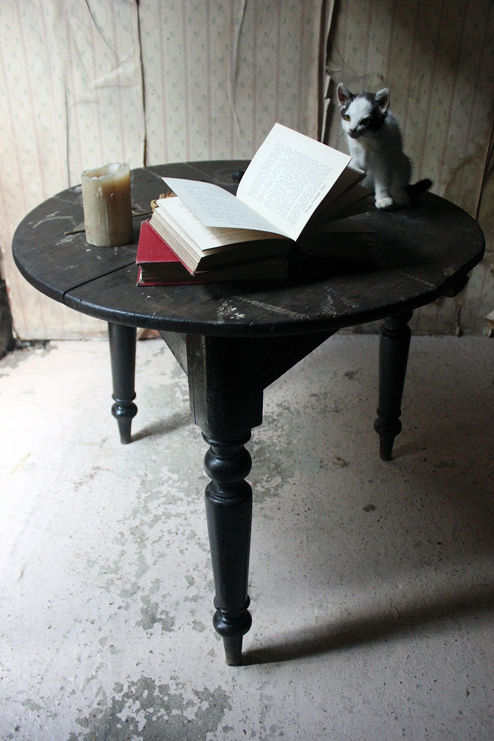 A 19thC Painted Pine Cricket Table c.1850-70