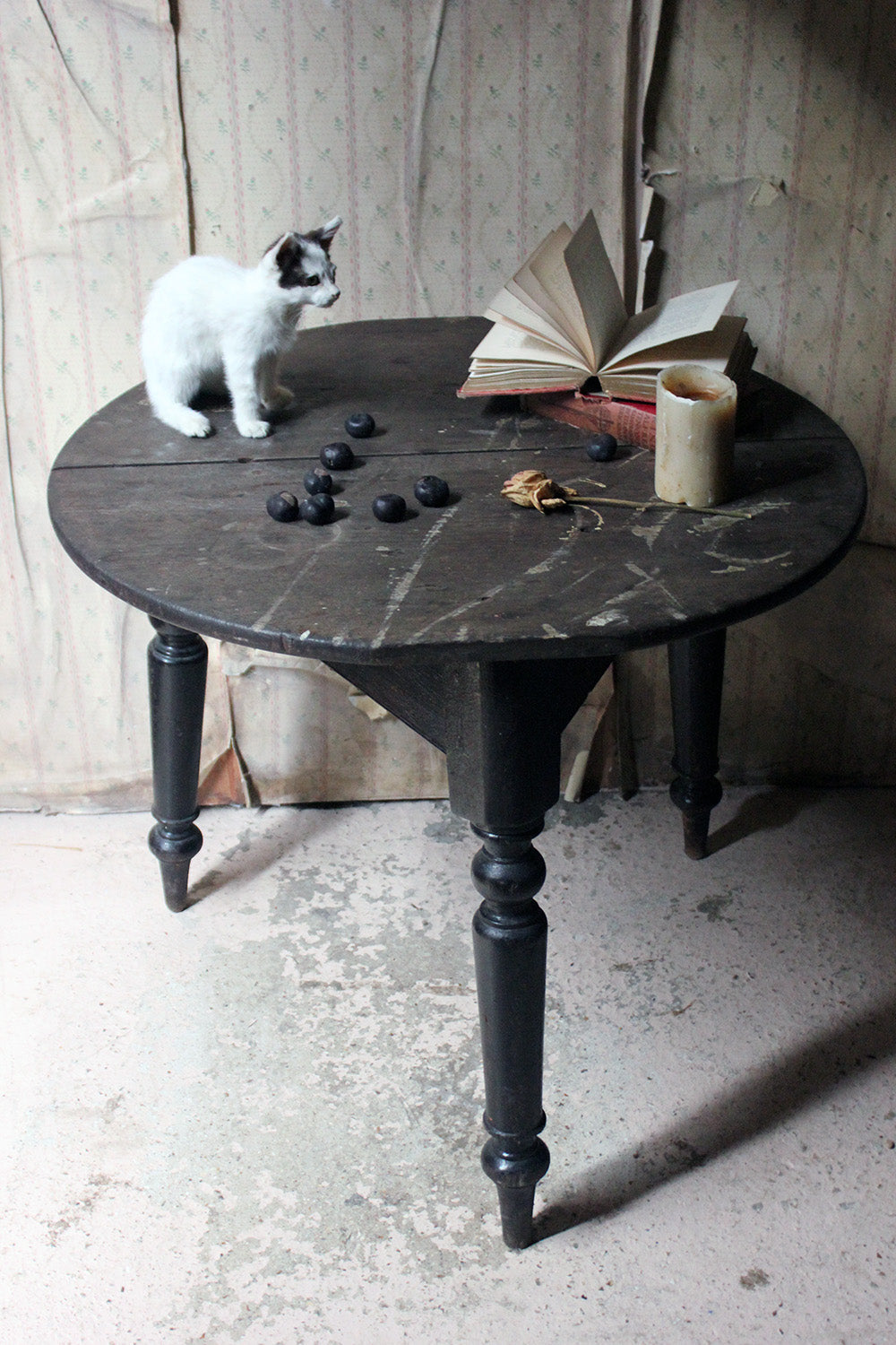 A 19thC Painted Pine Cricket Table c.1850-70