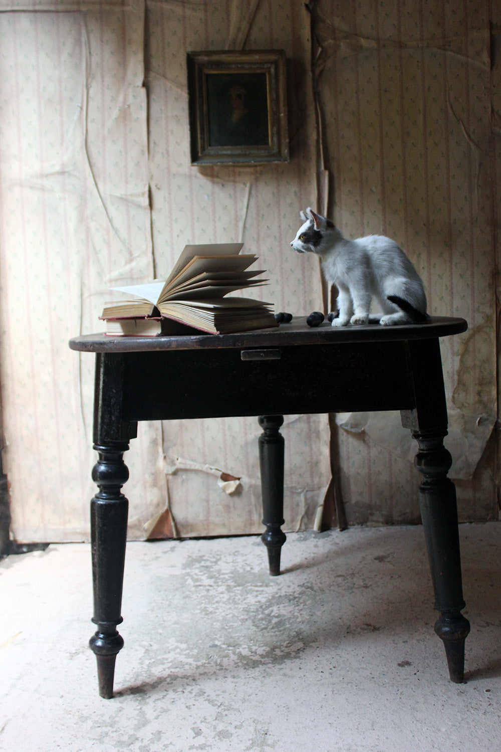 A 19thC Painted Pine Cricket Table c.1850-70