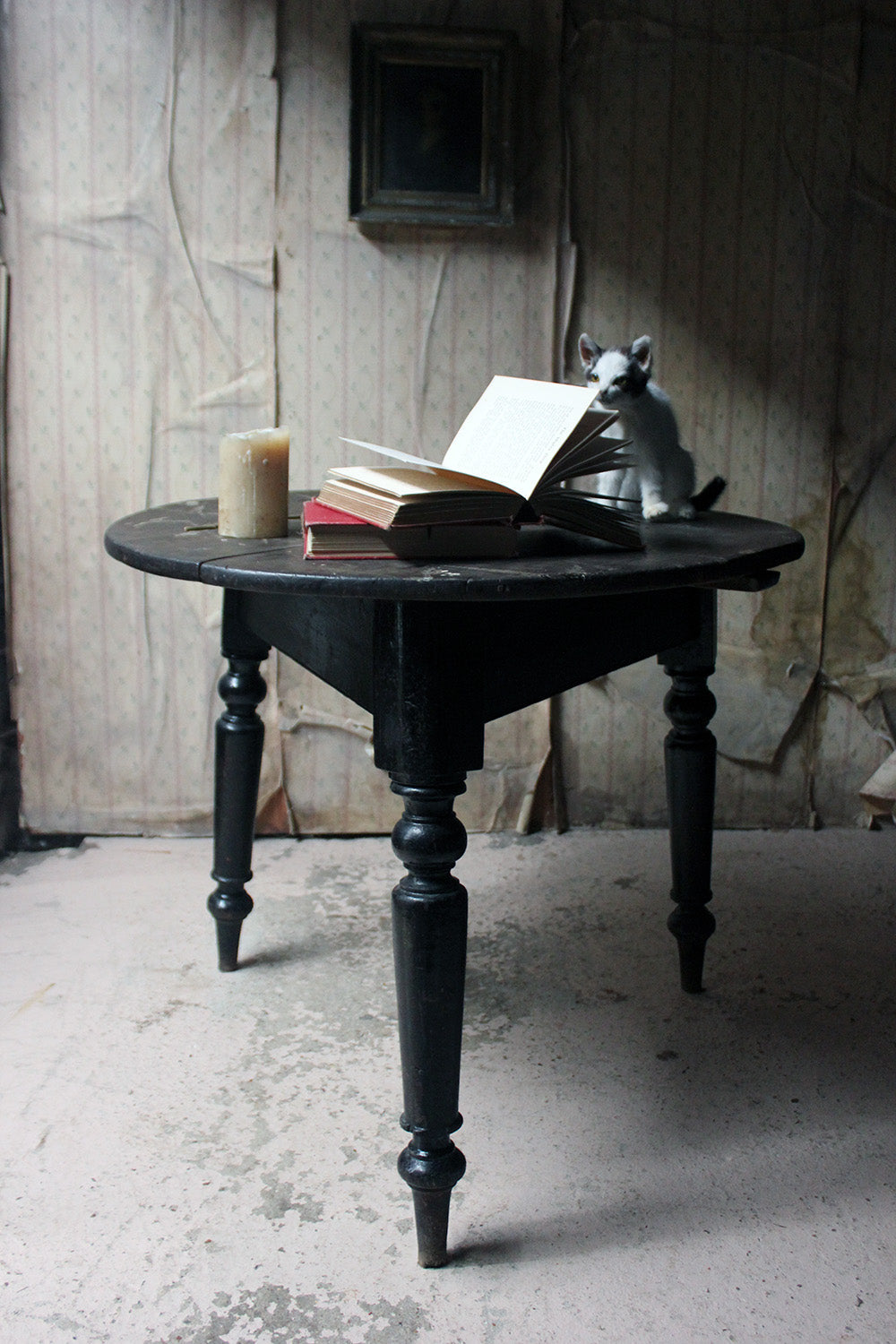 A 19thC Painted Pine Cricket Table c.1850-70