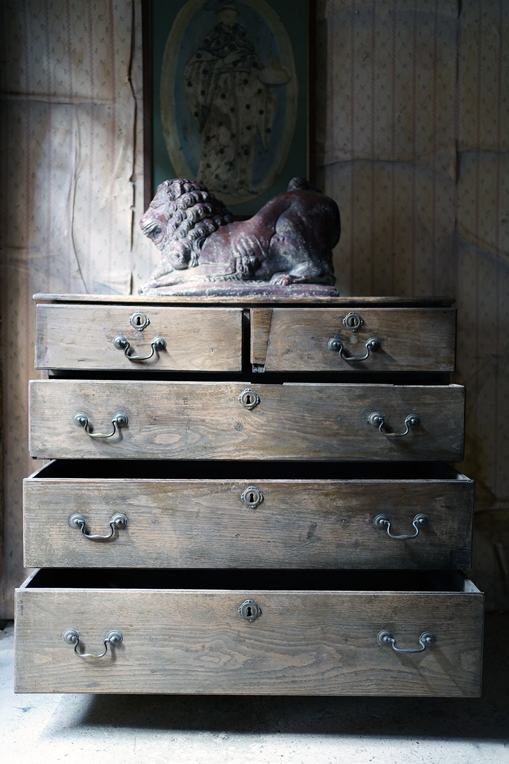 A George III Period Bleached Oak Chest of Drawers c.1790