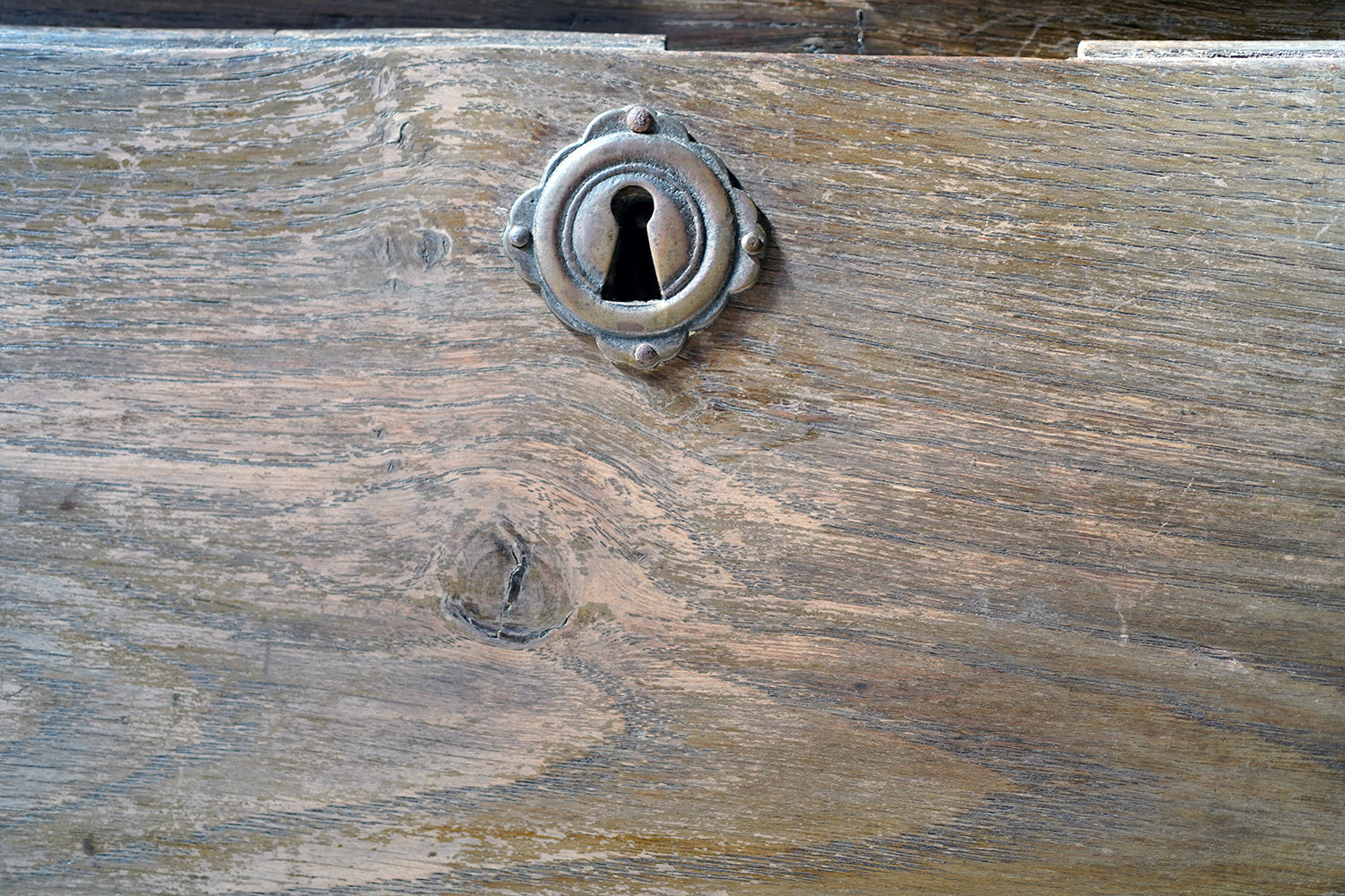 A George III Period Bleached Oak Chest of Drawers c.1790