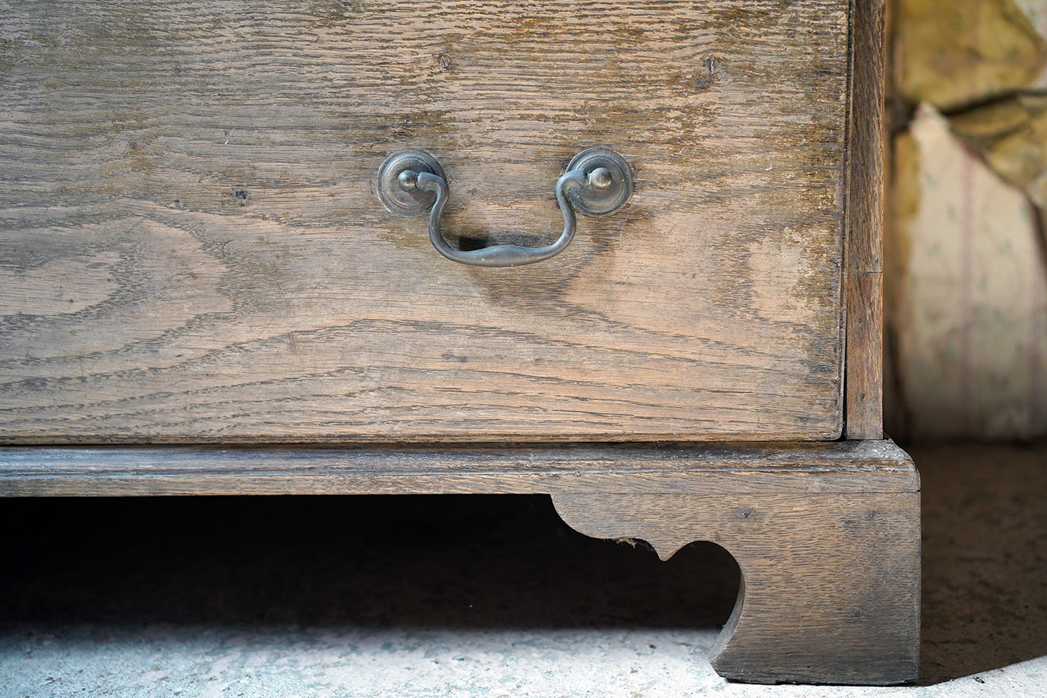 A George III Period Bleached Oak Chest of Drawers c.1790