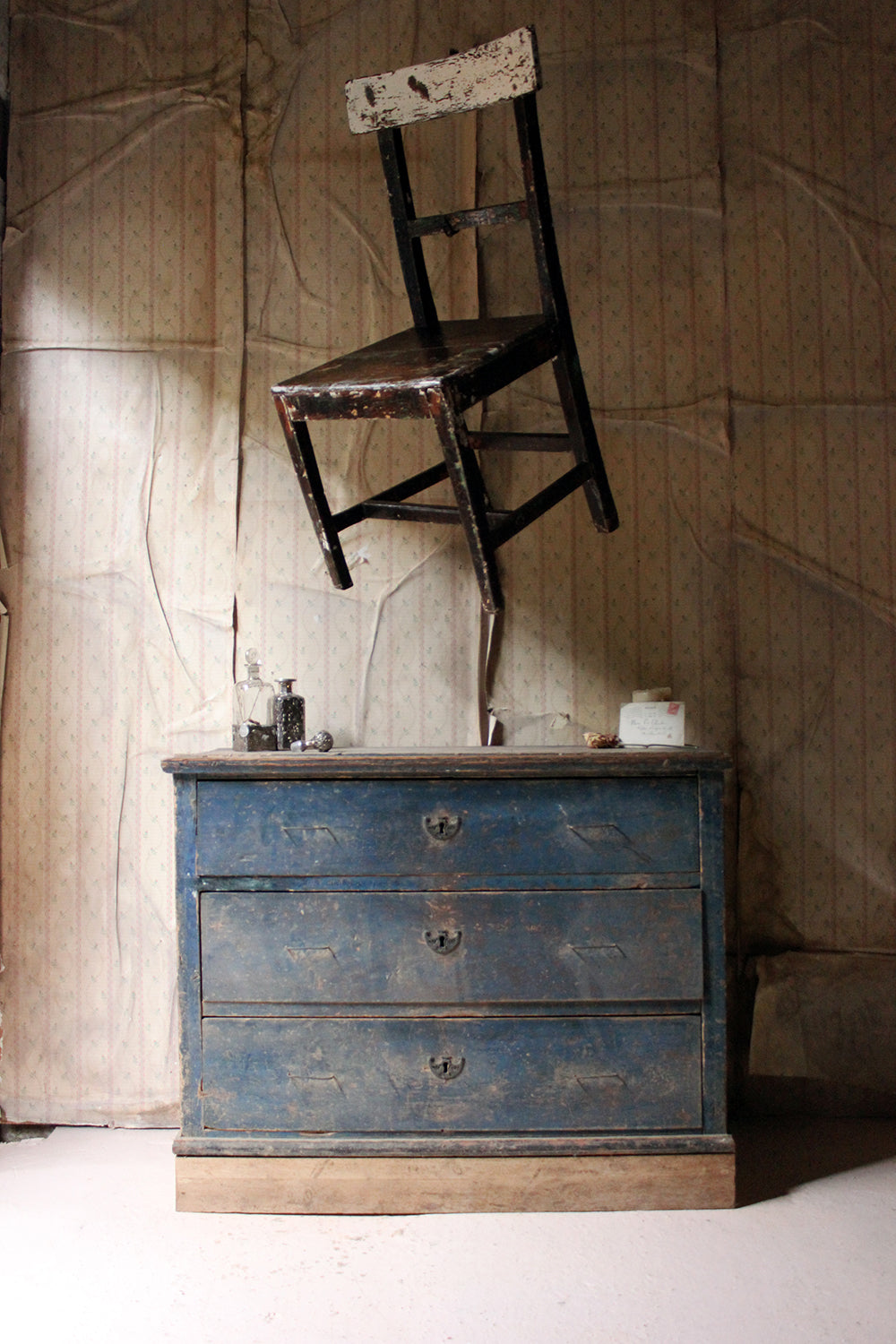 A 19thC Continental Blue Painted Pine Chest of Drawers c.1840