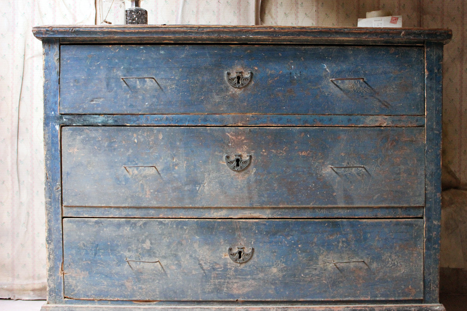 A 19thC Continental Blue Painted Pine Chest of Drawers c.1840