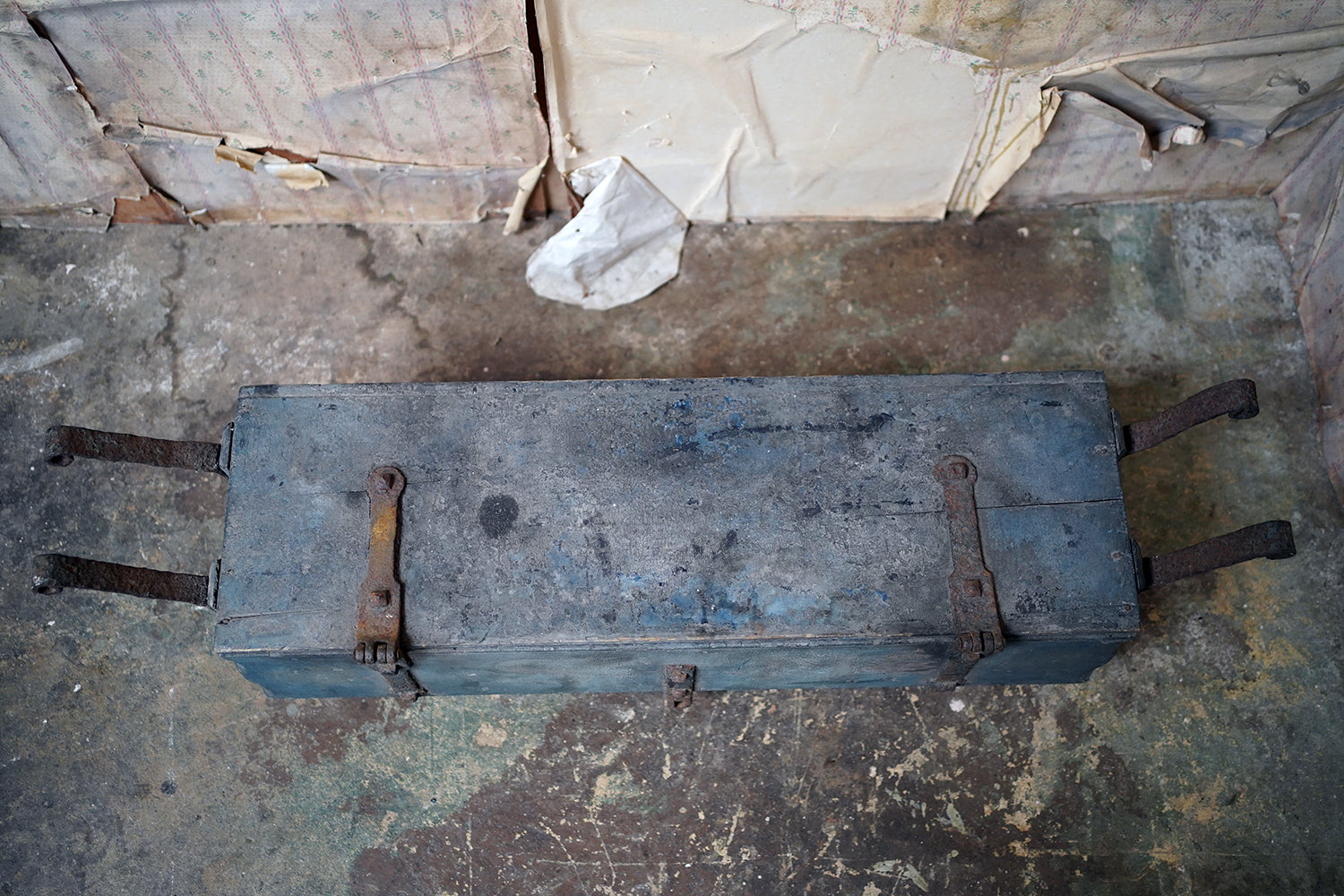 A 19thC Military Issue Blue Painted Pine & Wrought Iron Travelling Trunk