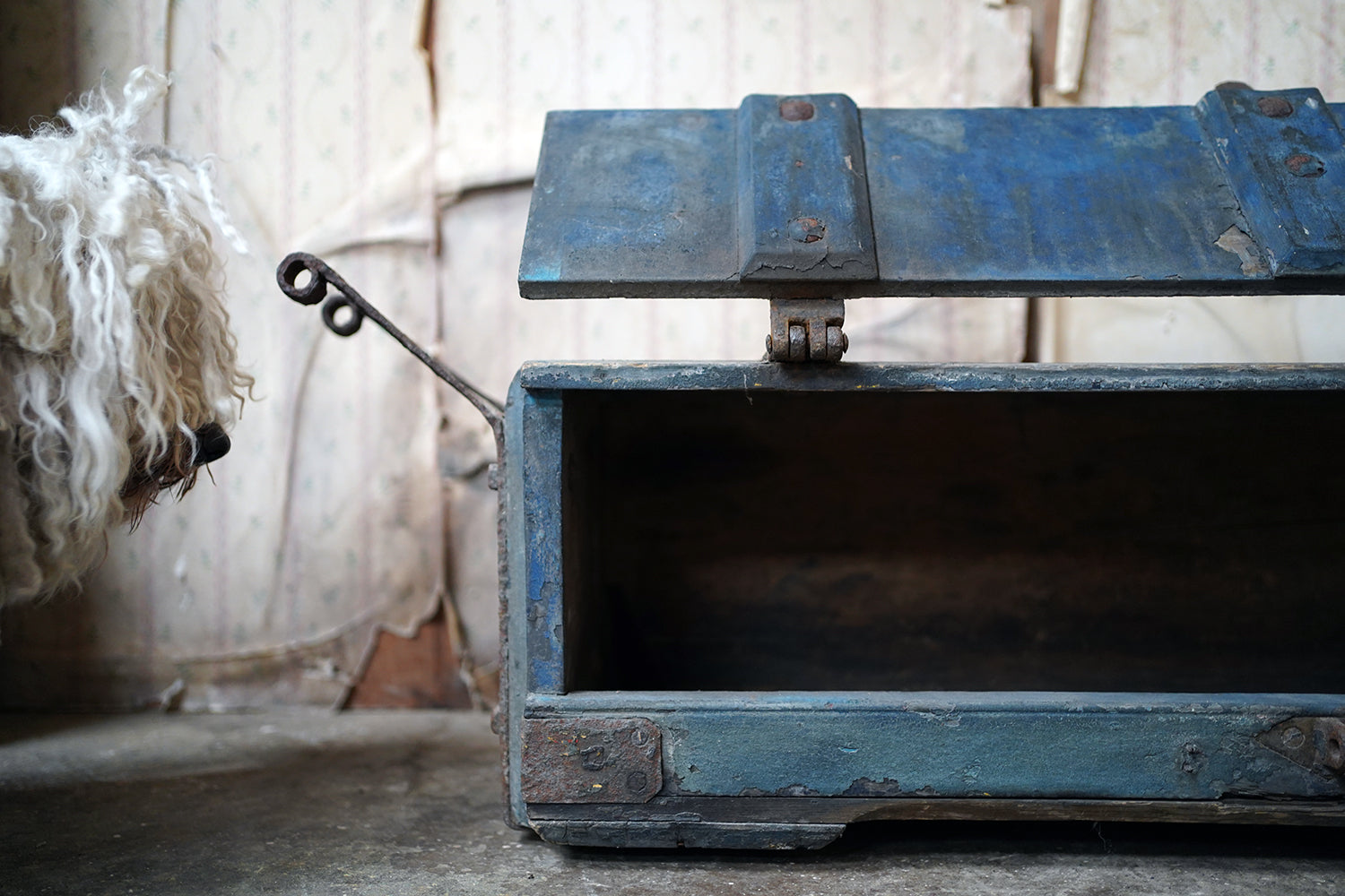 A 19thC Military Issue Blue Painted Pine & Wrought Iron Travelling Trunk