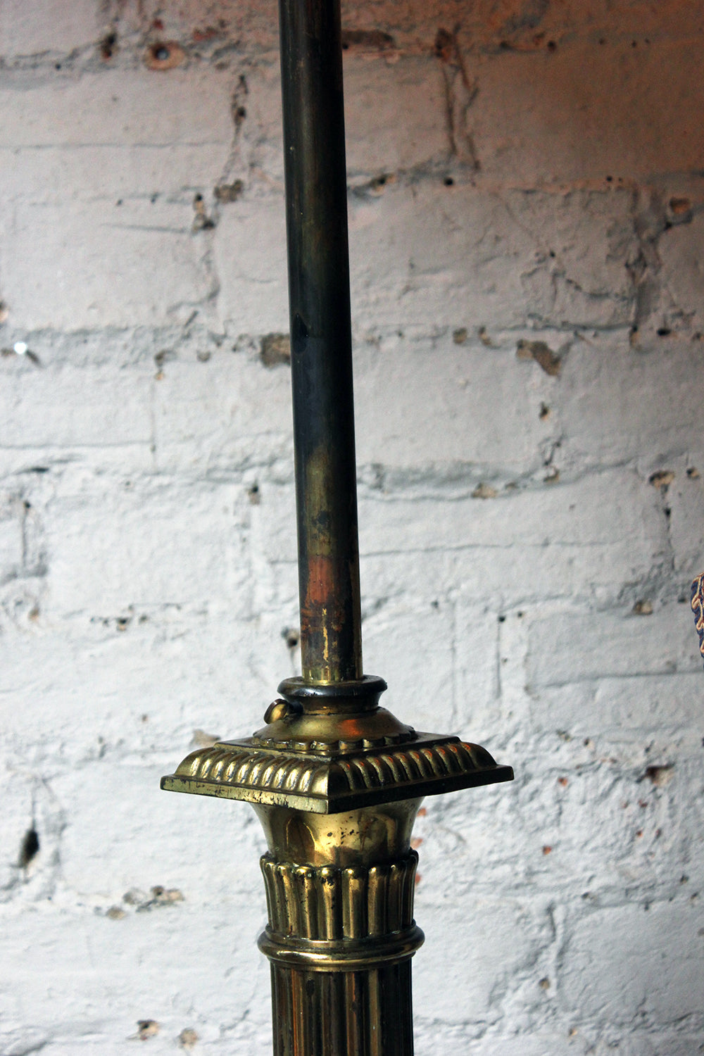 A Good Early 20thC Neoclassical Style Brass Telescopic Floor Lamp c.1920