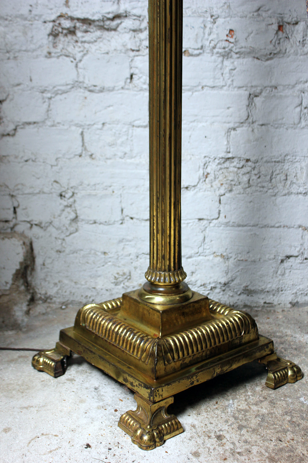 A Good Early 20thC Neoclassical Style Brass Telescopic Floor Lamp c.1920