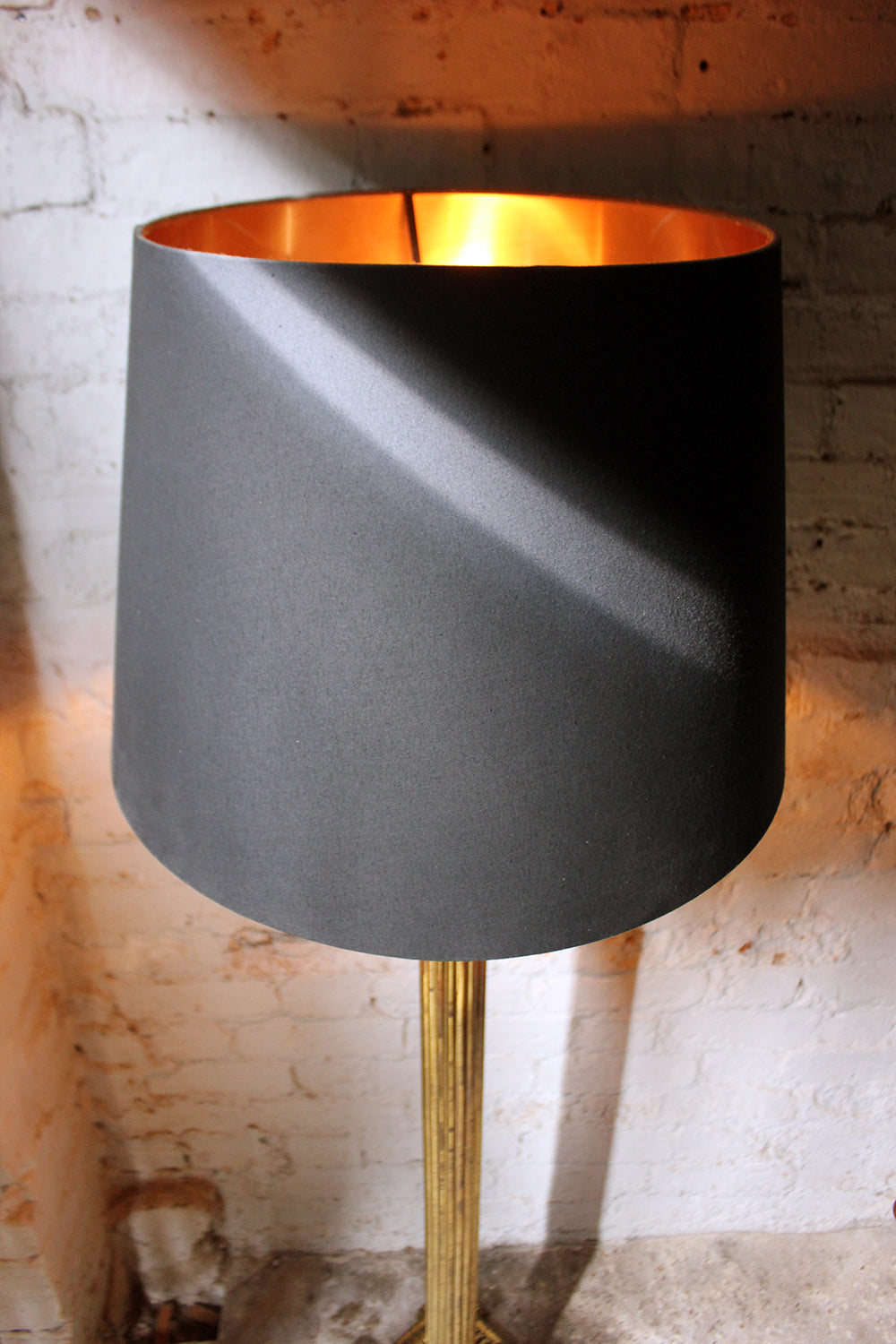 A Good Early 20thC Neoclassical Style Brass Telescopic Floor Lamp c.1920