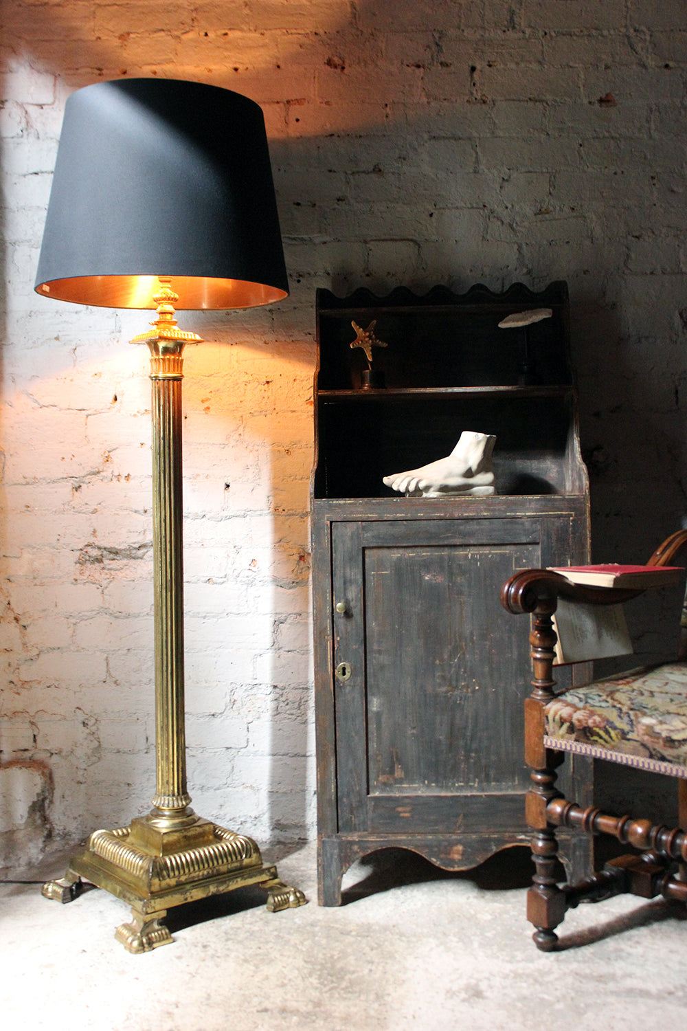 A Good Early 20thC Neoclassical Style Brass Telescopic Floor Lamp c.1920