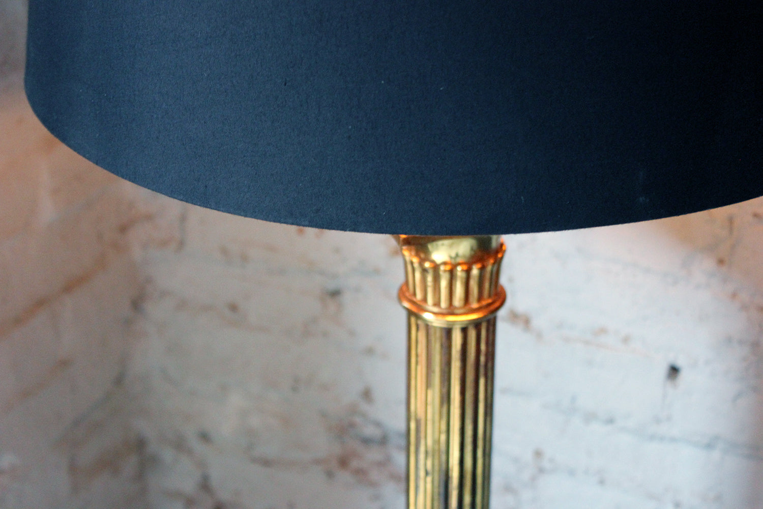 A Good Early 20thC Neoclassical Style Brass Telescopic Floor Lamp c.1920