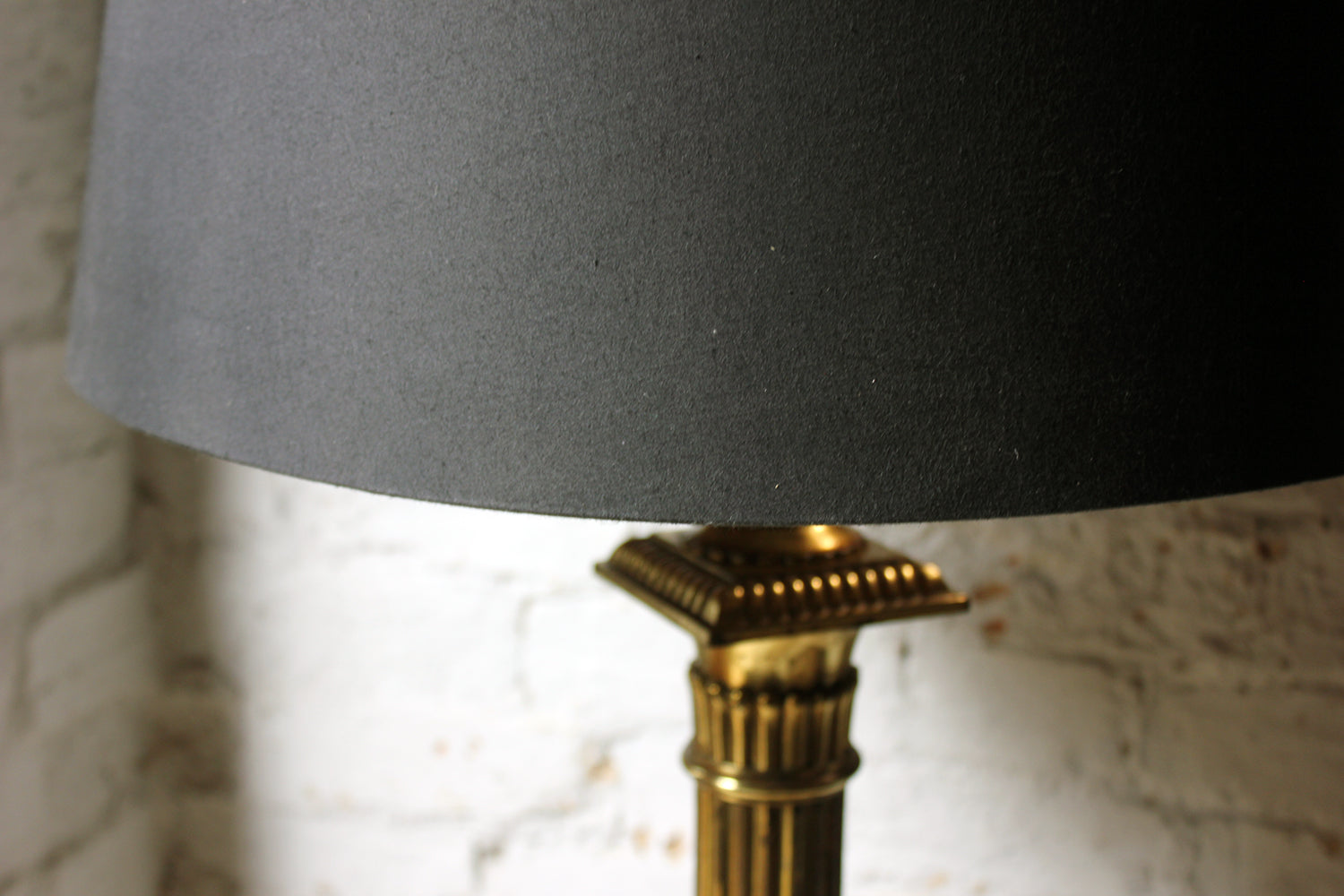 A Good Early 20thC Neoclassical Style Brass Telescopic Floor Lamp c.1920