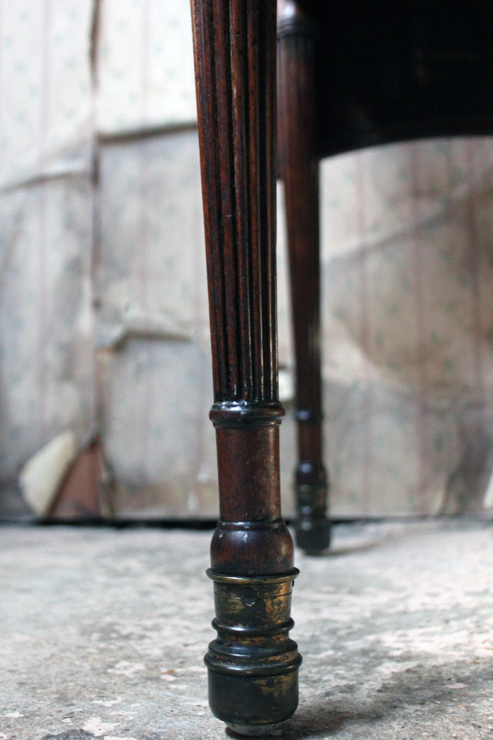 A George III Mahogany Butterfly Pembroke Table c.1780-90