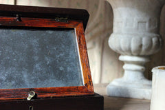 A Delightful 19thC English Oak Campaign Type Gentleman's Travelling Shaving Box c.1830-40