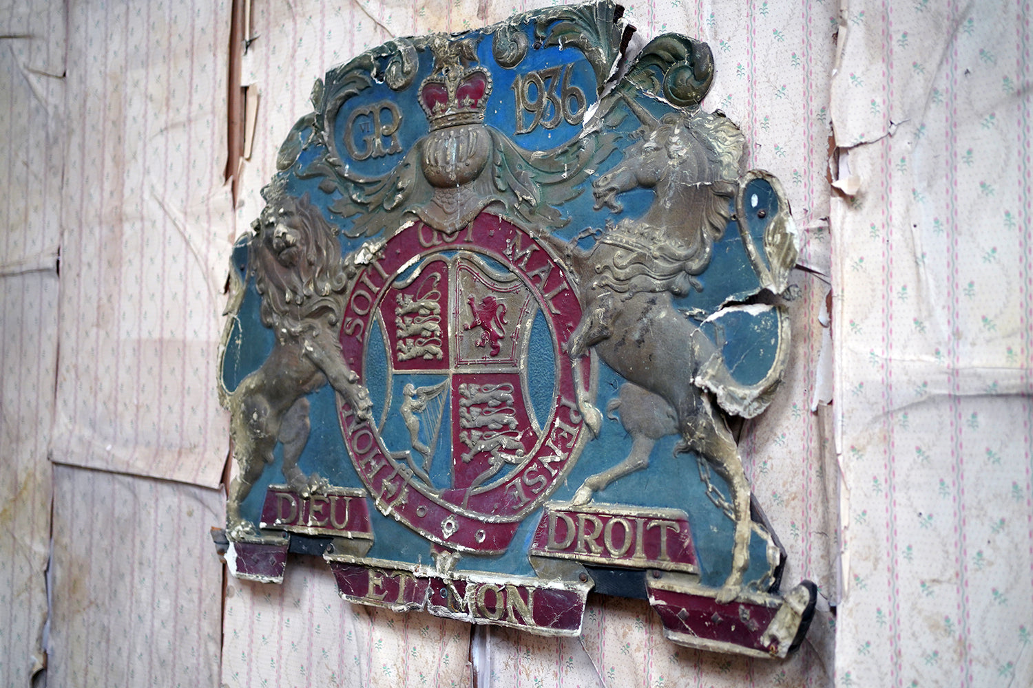 A George VI Polychrome Painted Card Coronation Coat of Arms c.1936