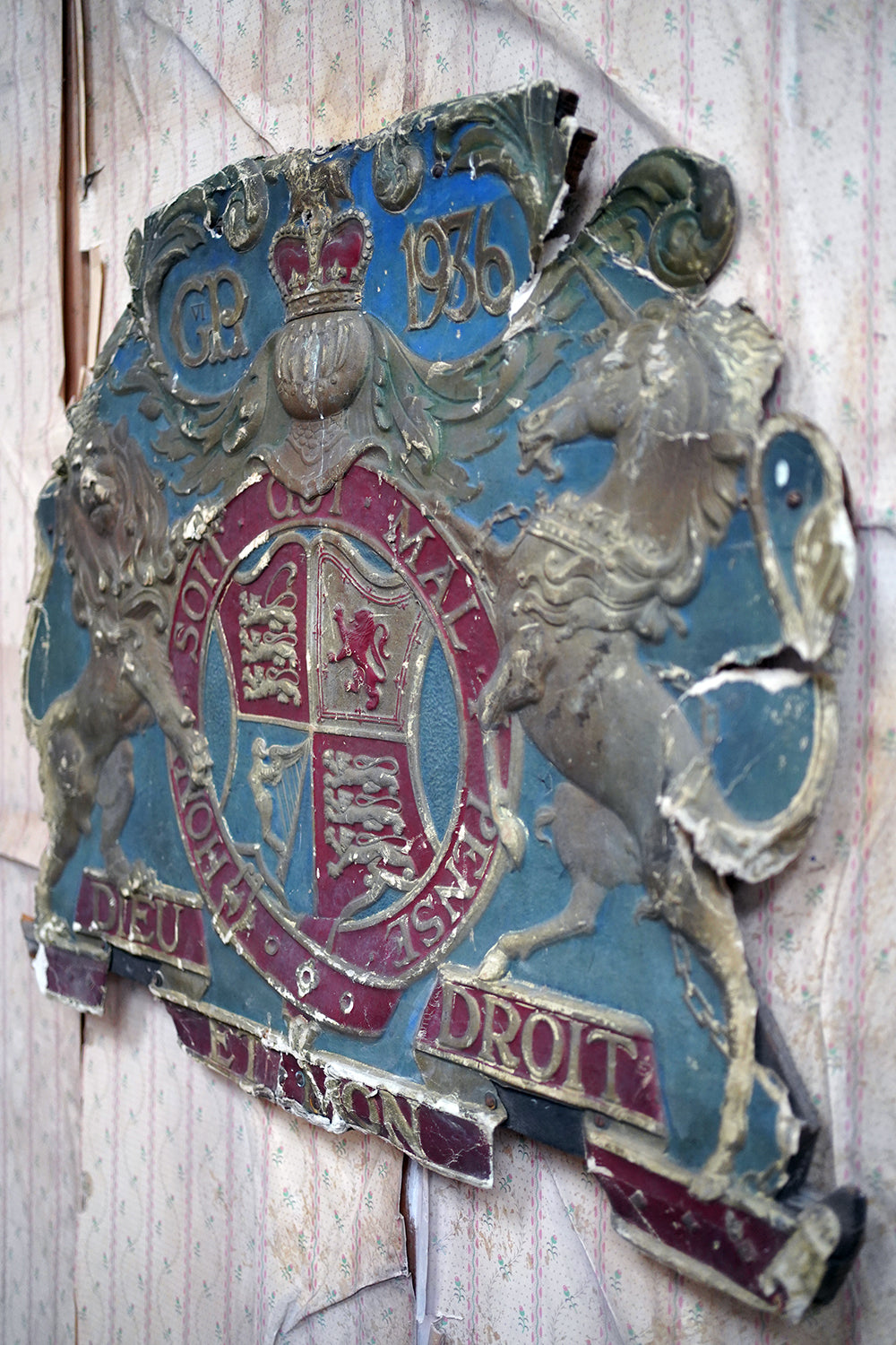 A George VI Polychrome Painted Card Coronation Coat of Arms c.1936