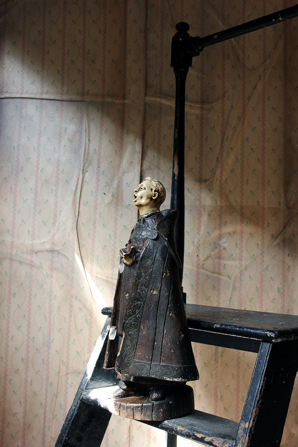 A 19thC Italian Painted Ceramic Figure of a Chanting Monk