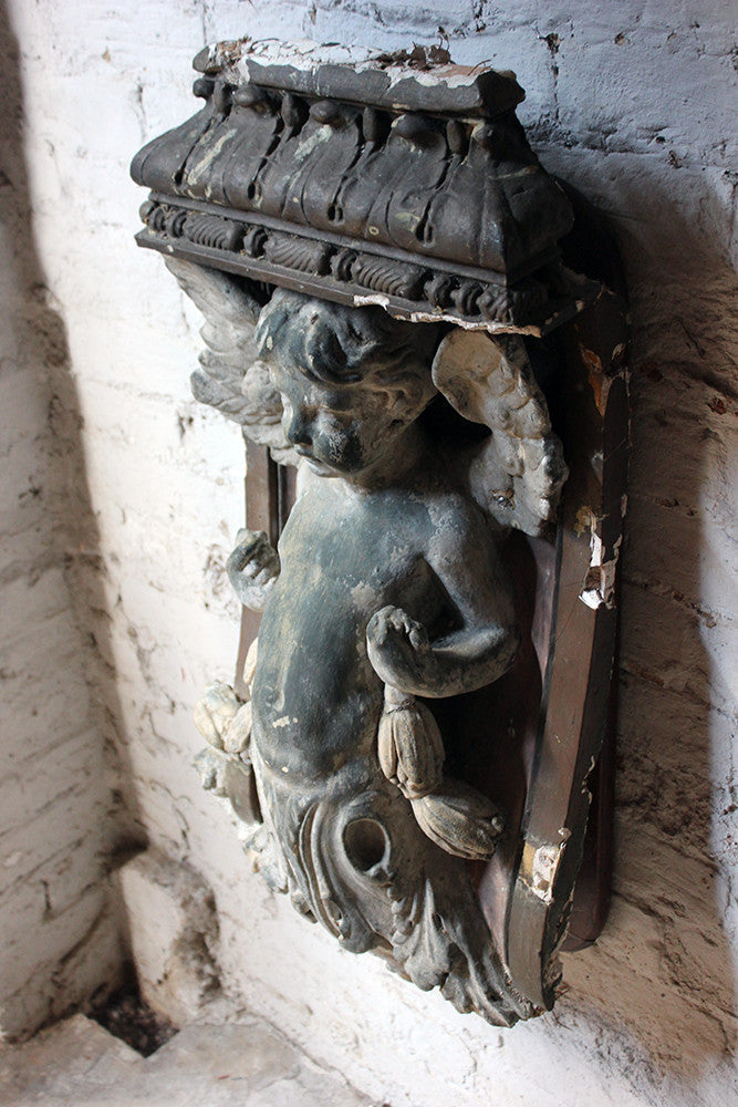 A Beautiful Early 18thC Architectural Angel Figure c.1700-50