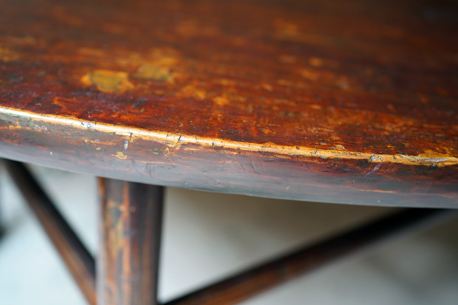 A 19thC Chinese Lacquered Circular Dining Table