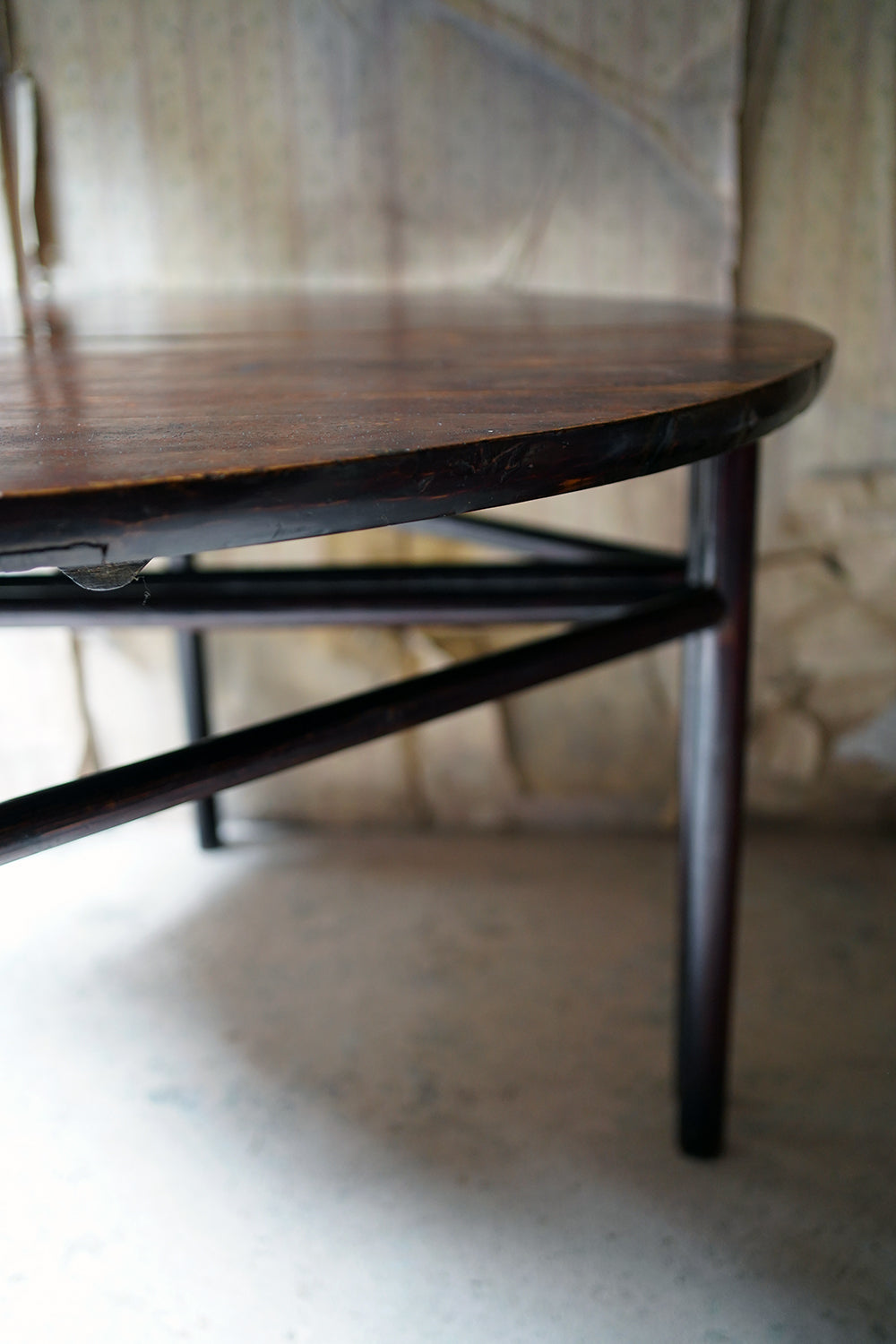A 19thC Chinese Lacquered Circular Dining Table