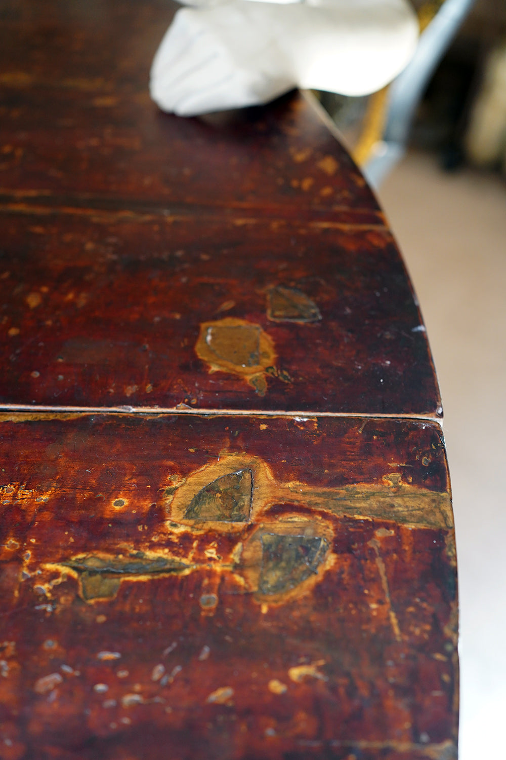 A 19thC Chinese Lacquered Circular Dining Table