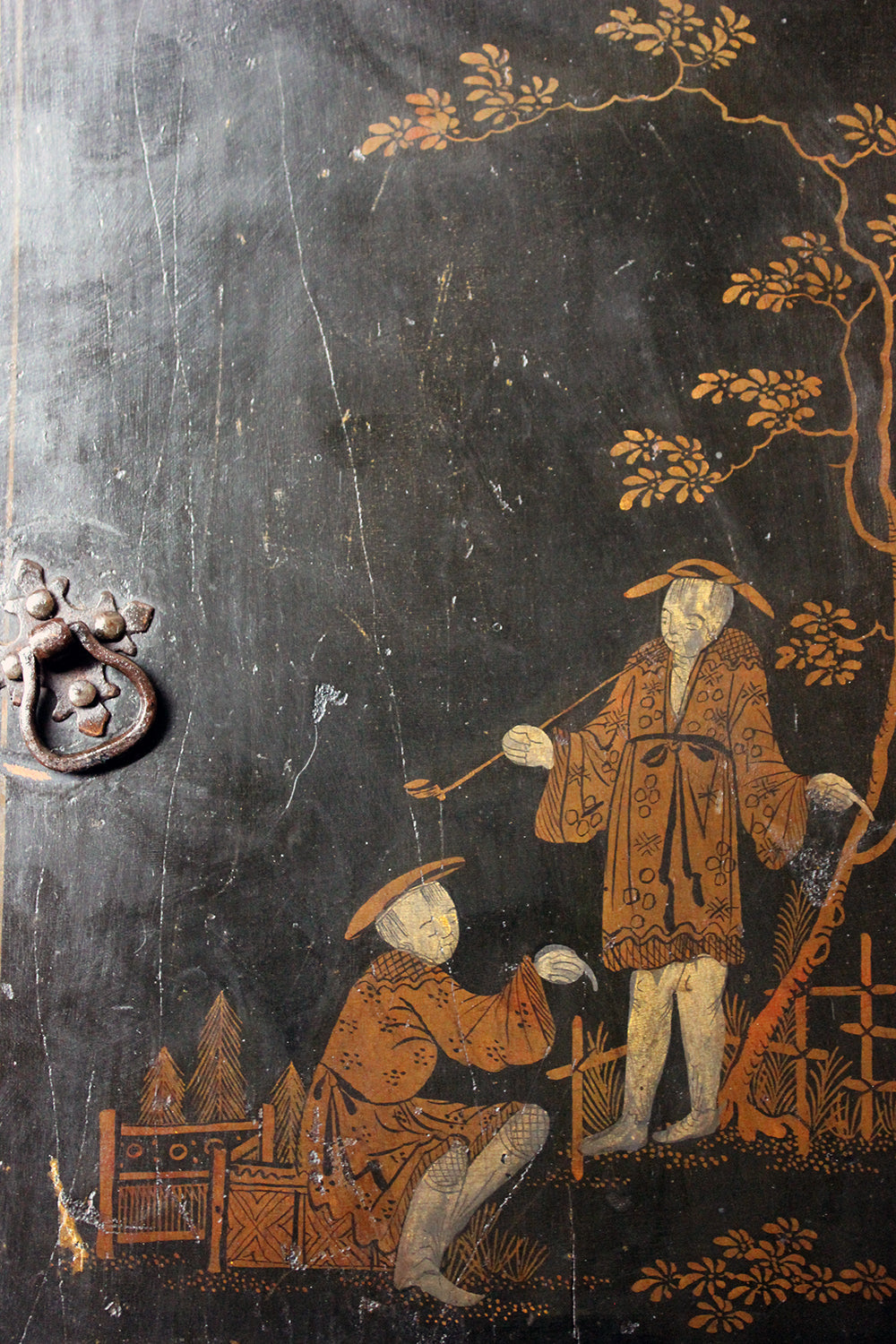 A George III Black Japanned & Chinoiserie Decorated Kneehole Desk c.1790