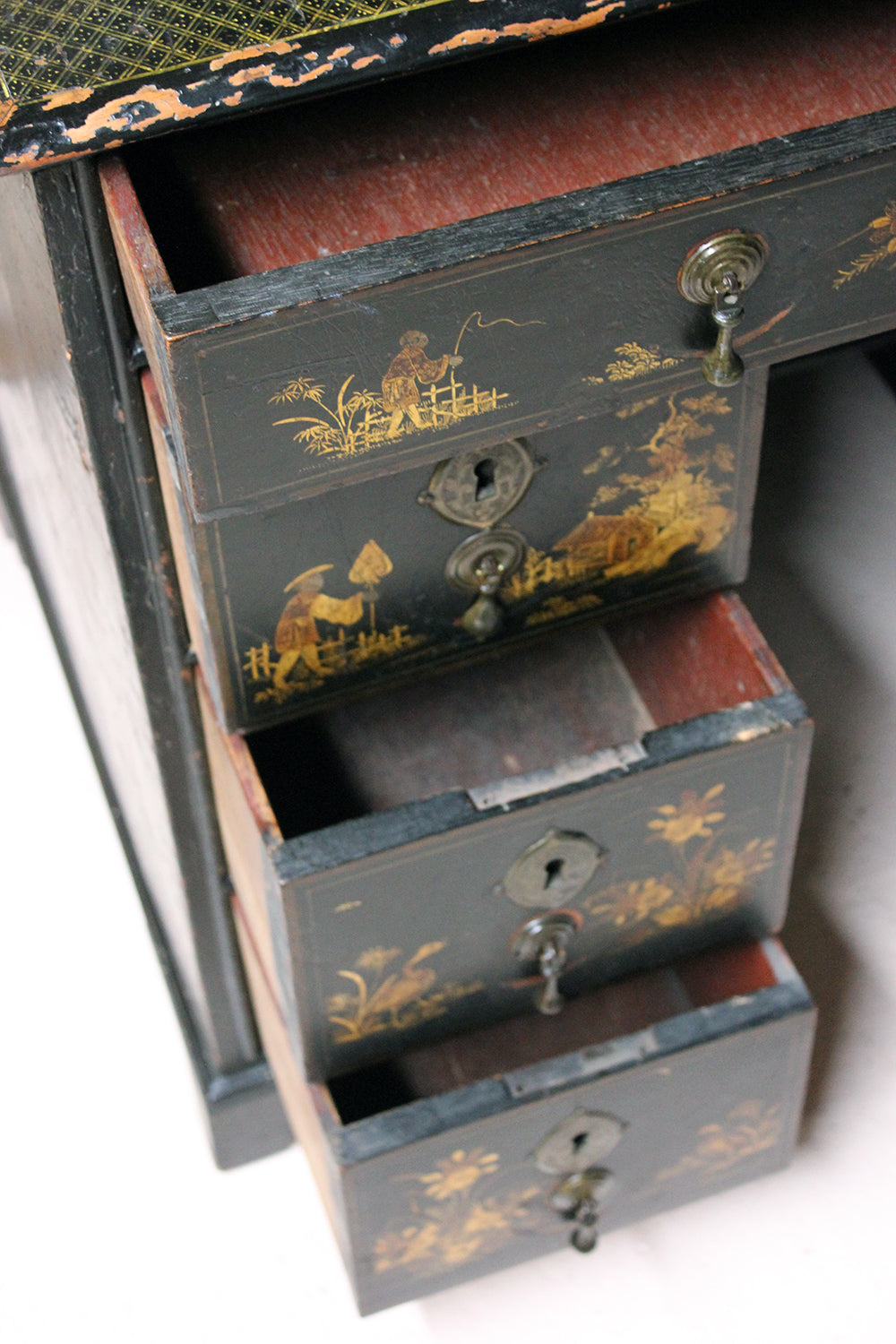 A George III Black Japanned & Chinoiserie Decorated Kneehole Desk c.1790