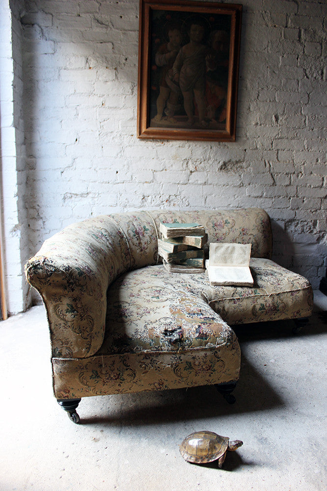 A Charming Edwardian Period Upholstered Corner Love Seat Sofa c.1900
