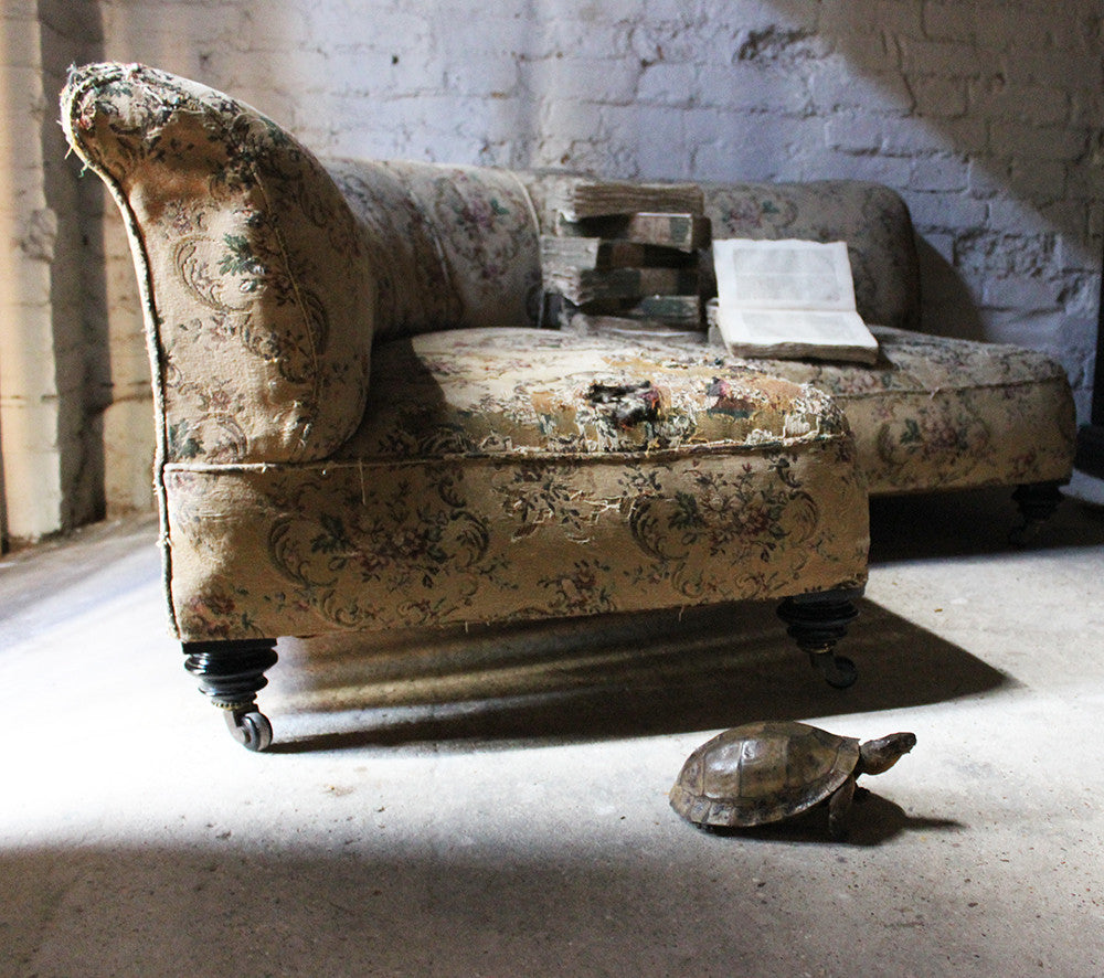 A Charming Edwardian Period Upholstered Corner Love Seat Sofa c.1900