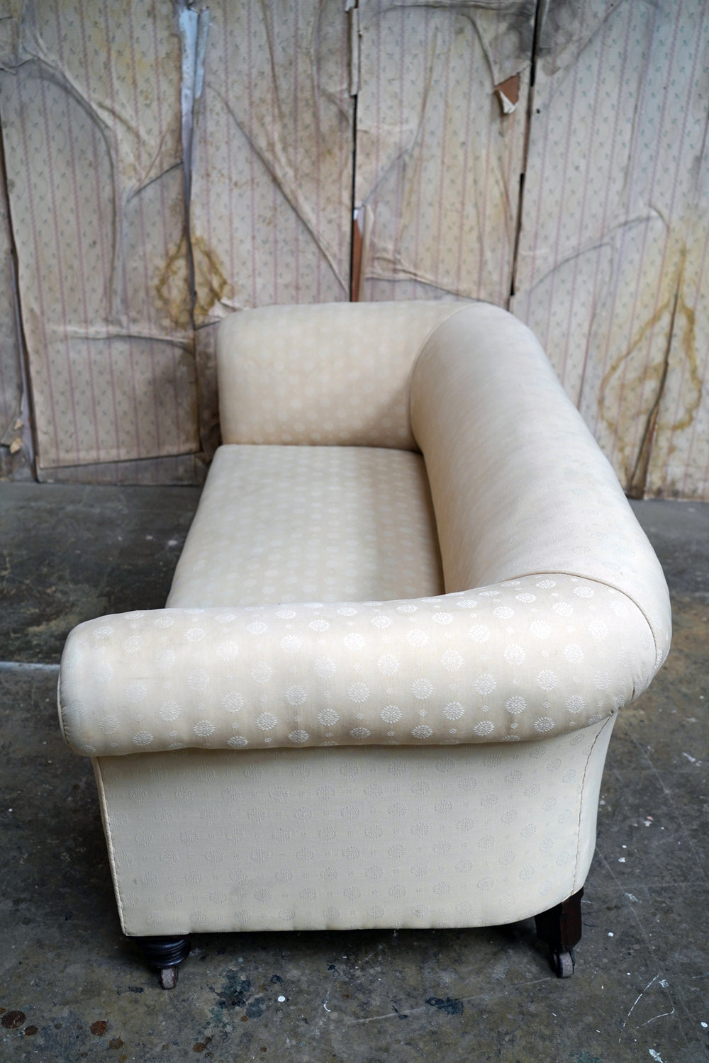 A Good Quality Late Victorian Upholstered Oak Chesterfield Sofa c.1880