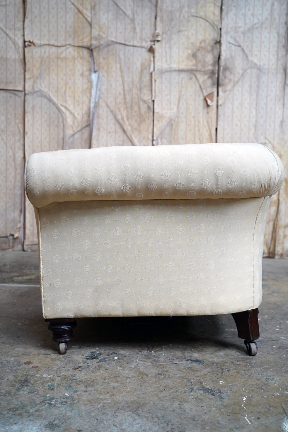 A Good Quality Late Victorian Upholstered Oak Chesterfield Sofa c.1880